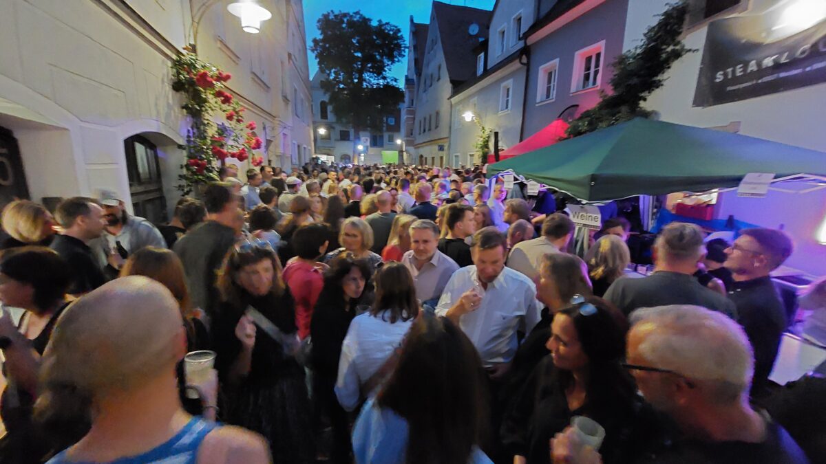 Back to Bodega-Fest: Kein Durchkommen in der Fleischgasse