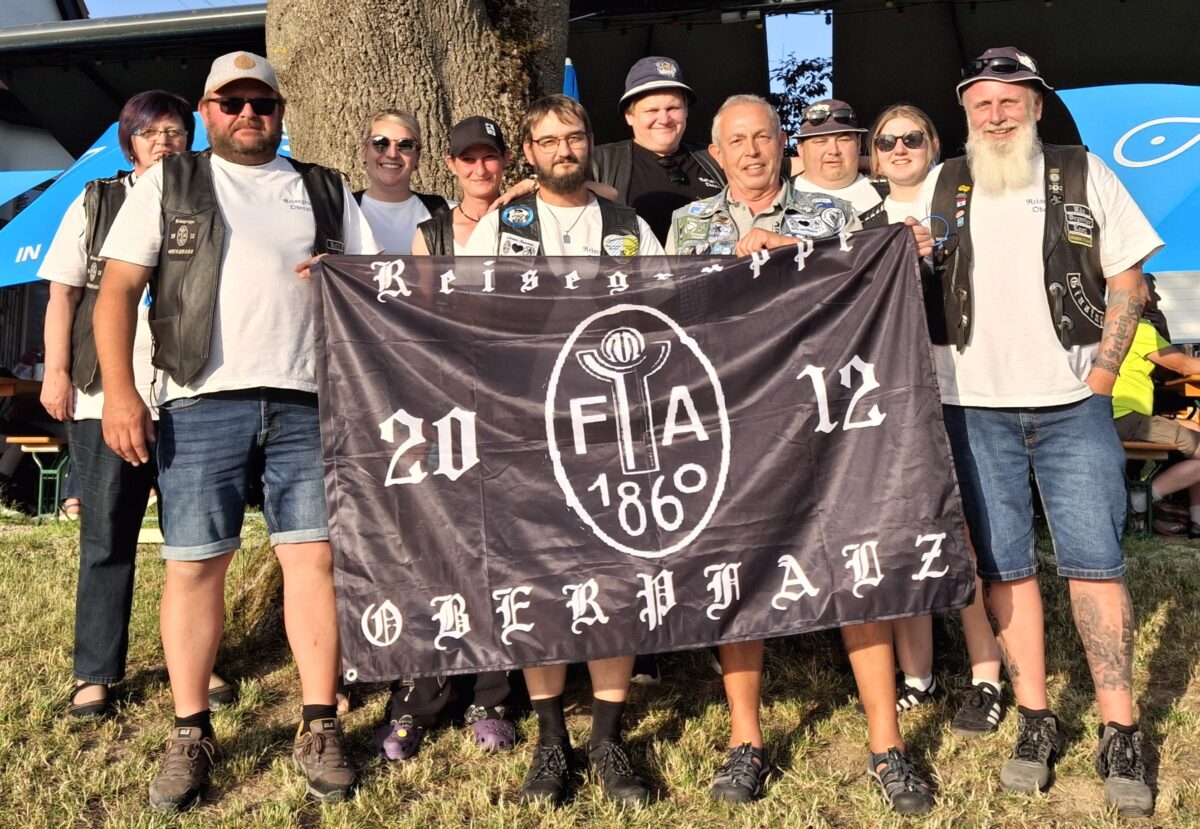 Löwenfans küren Minigolf-Vereinsmeister in Großbüchlberg