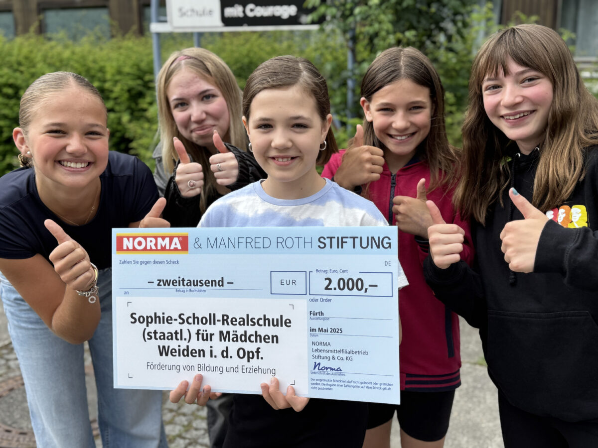 Norma-Stiftung spendet erneut an die Sophie-Scholl-Realschule