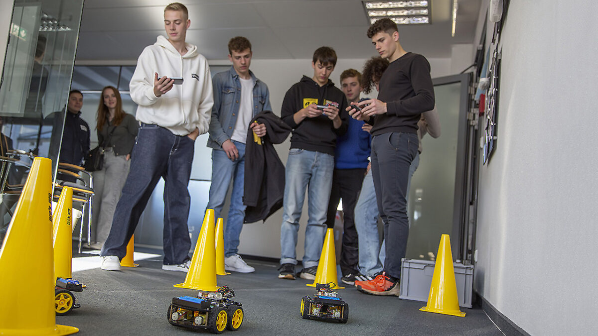 Digitaltag 2025 an der OTH Amberg-Weiden: KI, Kabel, Katapulte – das Morgen zum Anfassen