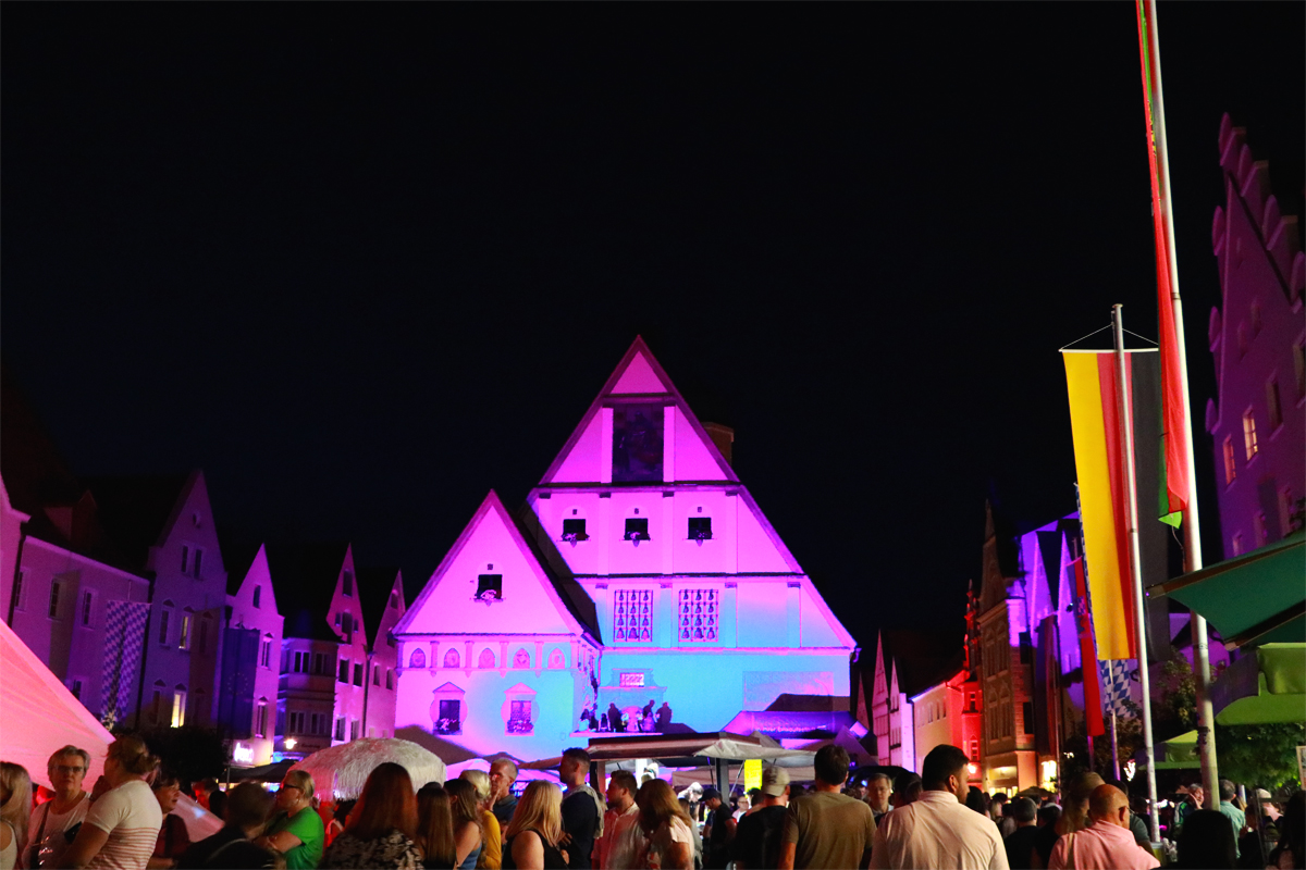 Tauschbörse bei "Weiden träumt": Kostenlos tauschen, was das Herz begehrt