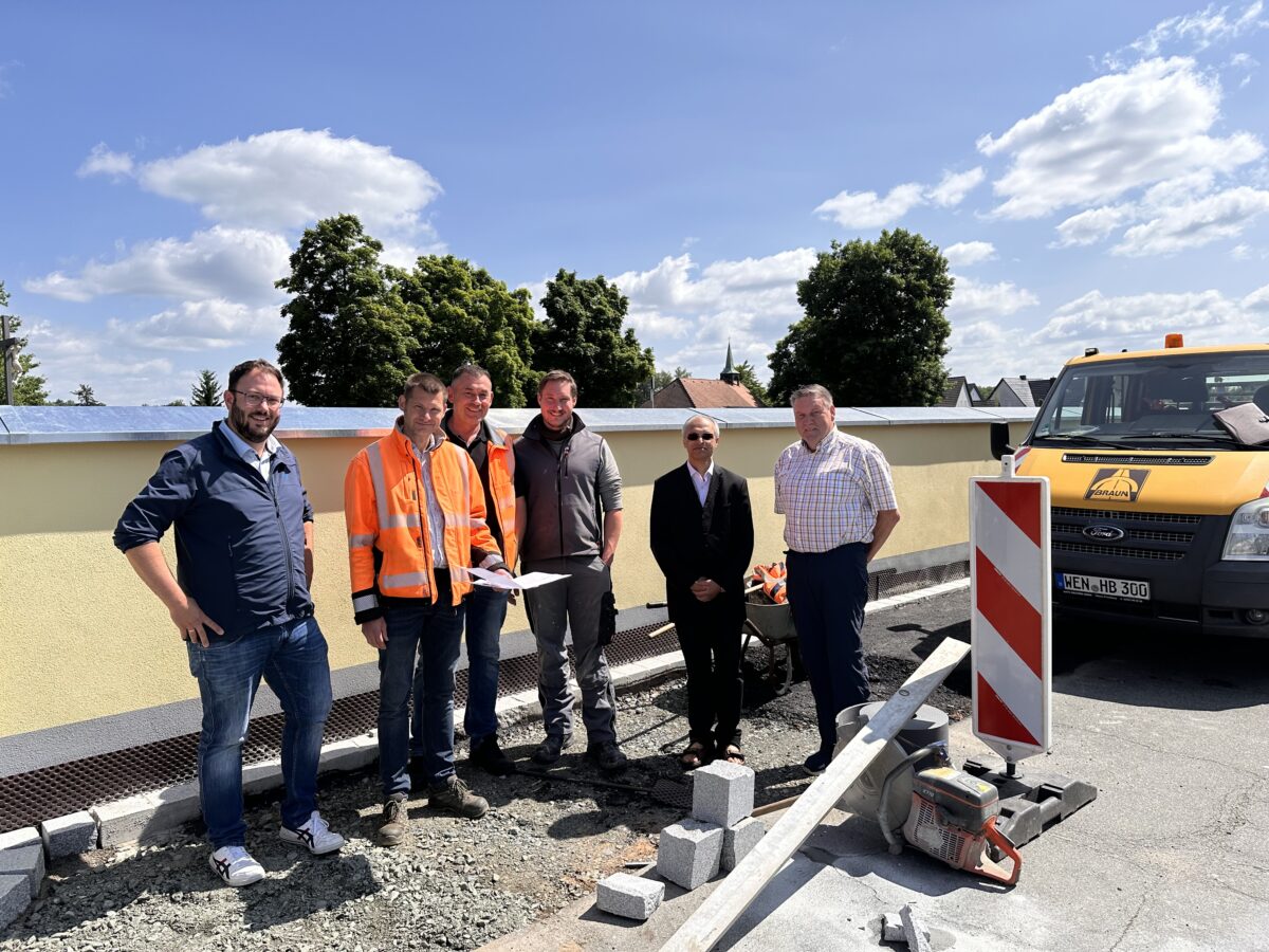 Weiherhammer steckt 265.000 Euro in Straßen und Friedhofsmauer