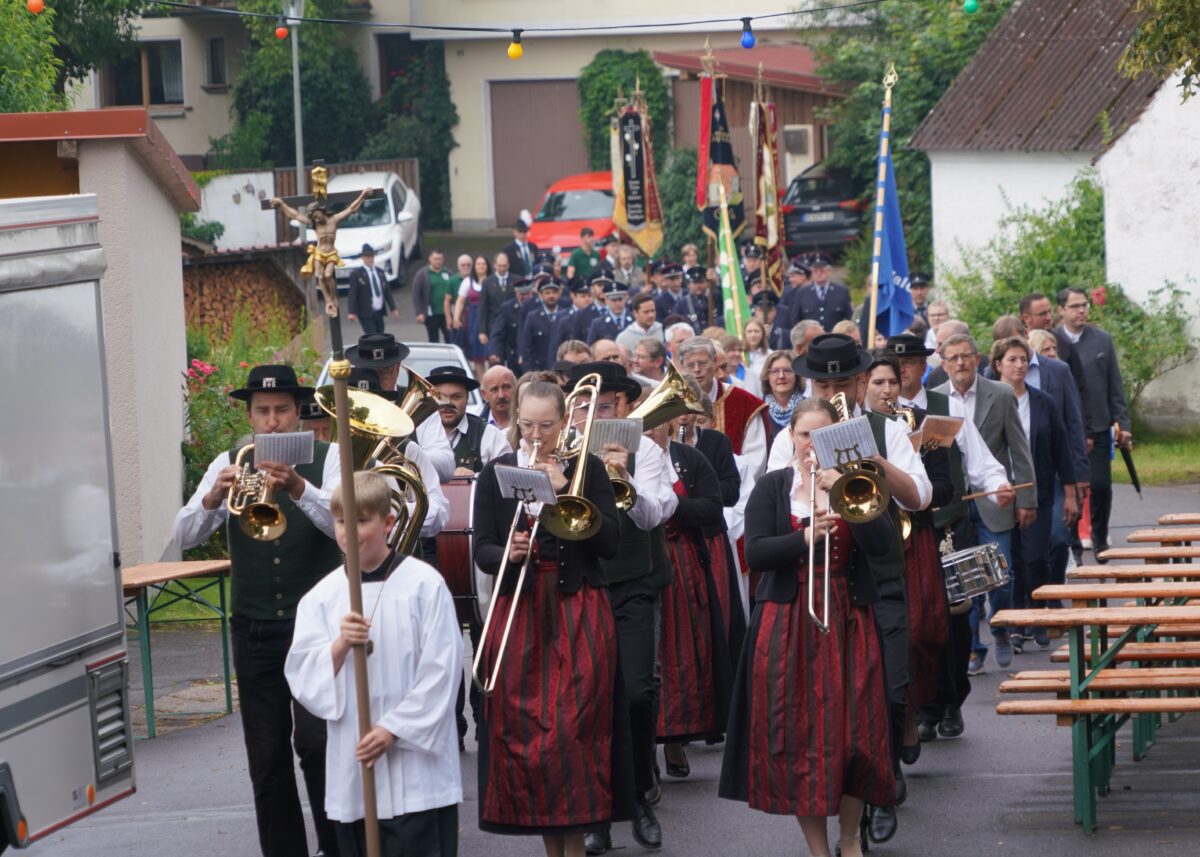Das Patrozinium der Mutterkirche kirchlich und weltlich gefeiert