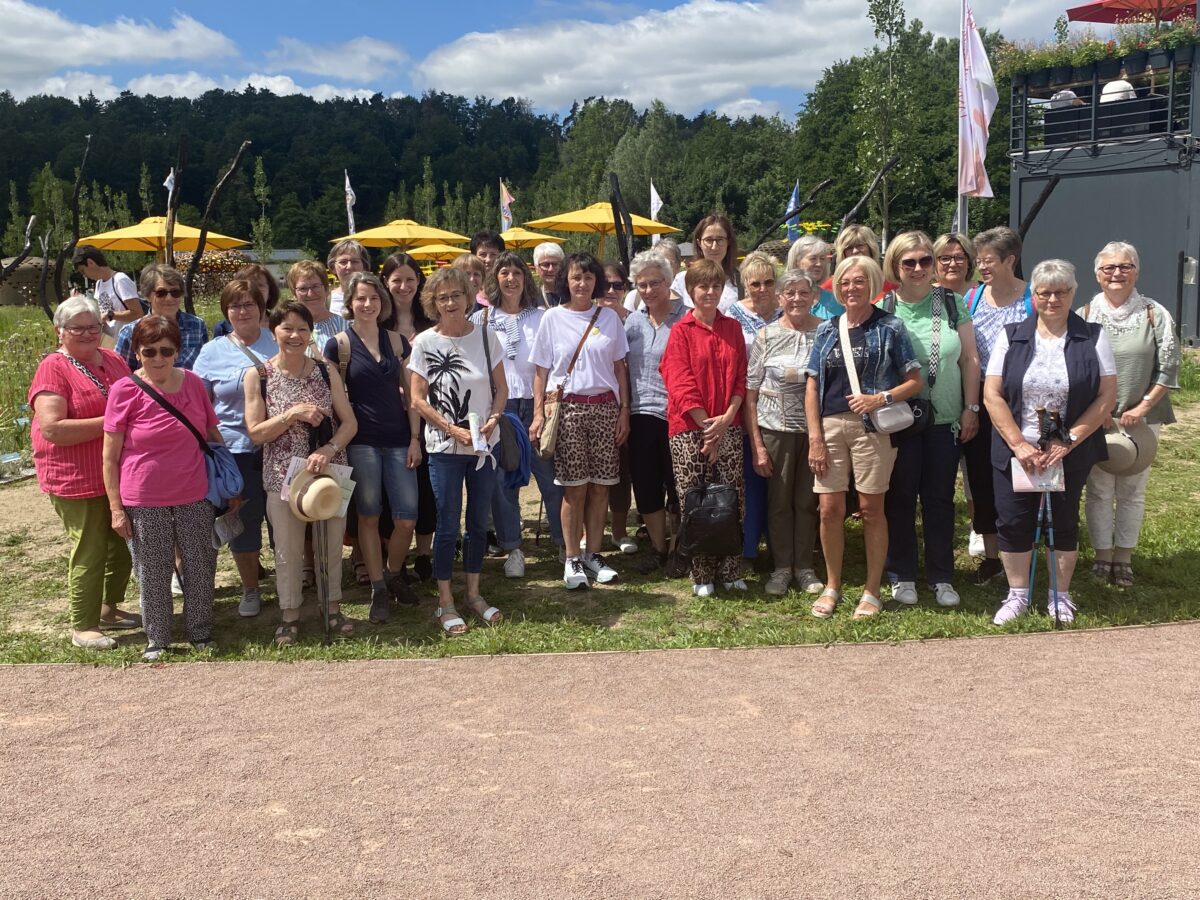 Damen-Gymnastikgruppe des TSV Tännesberg bei der Landesgartenschau