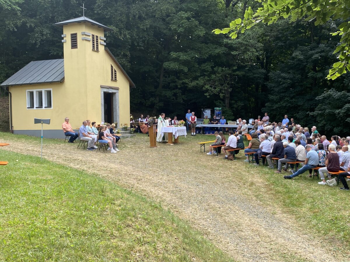 Sonntagsgottesdienst des OWV Tännesberg an der „Auferstehungskapelle“