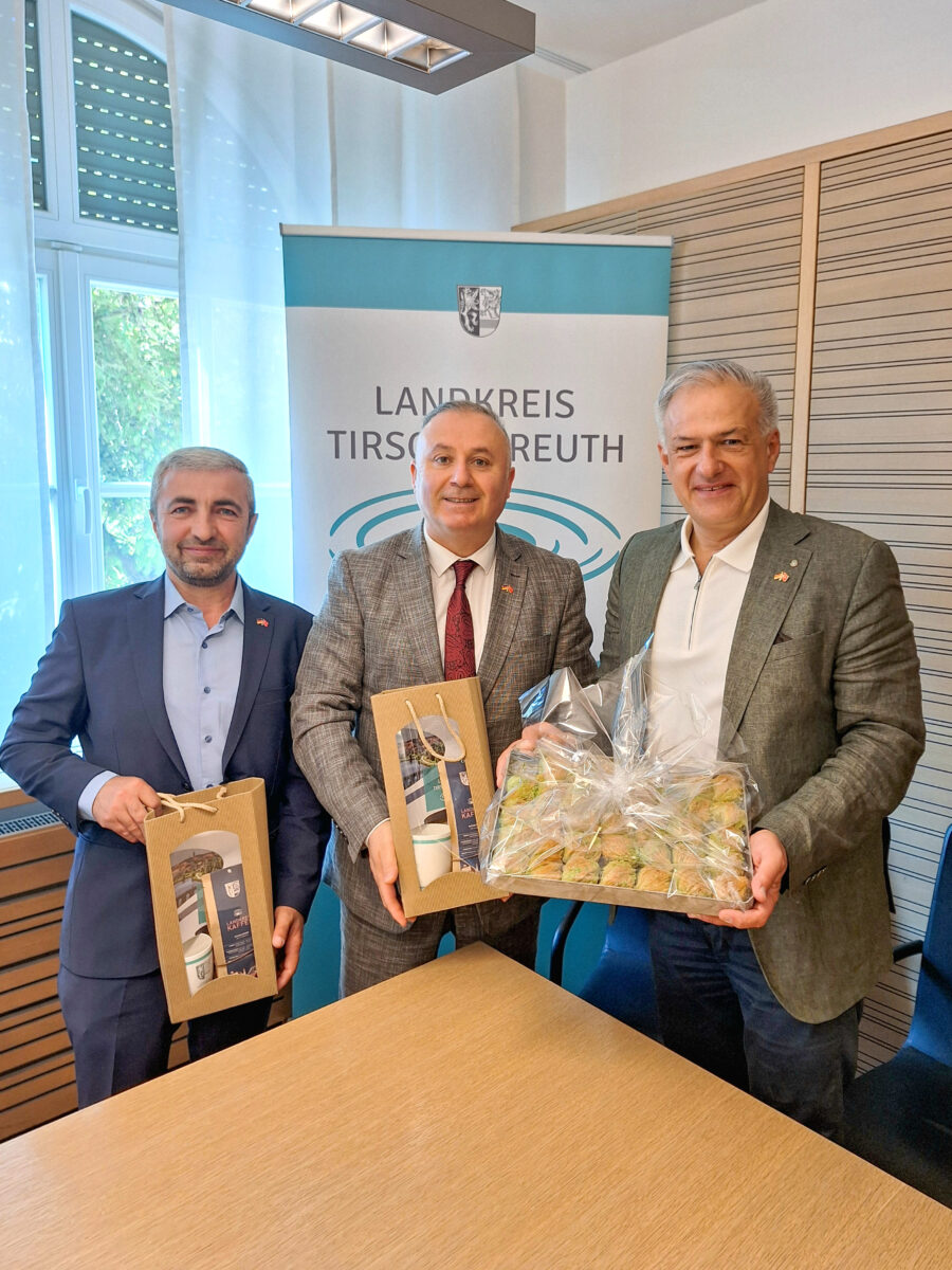 Brücken bauen in Tirschenreuth: Dialog über Kulturen hinweg