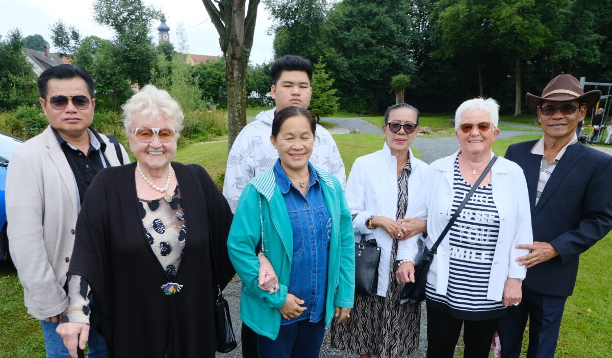 Flosser feiern nach Herzenslust ihr Bürgerfest der Superlative im Grünen