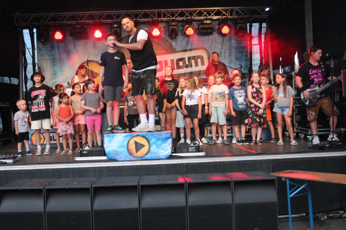 Bürgerfest Waidhaus: Ein Wochenende voller Musik und Gemütlichkeit