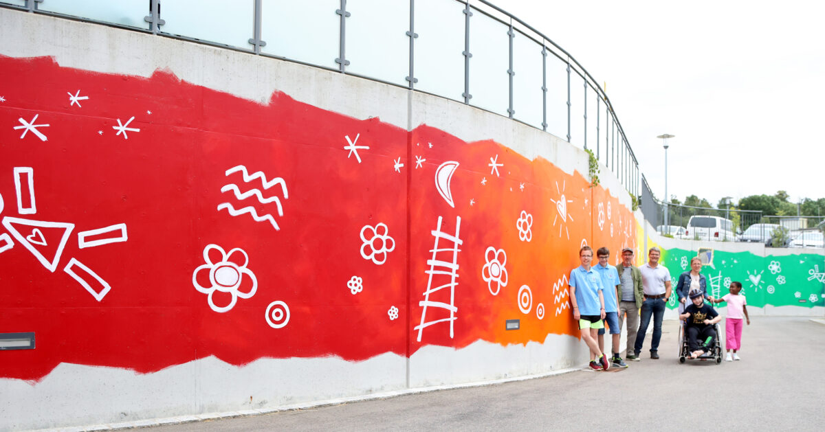 Buntes Kunstwerk erhellt HPZ Irchenrieth