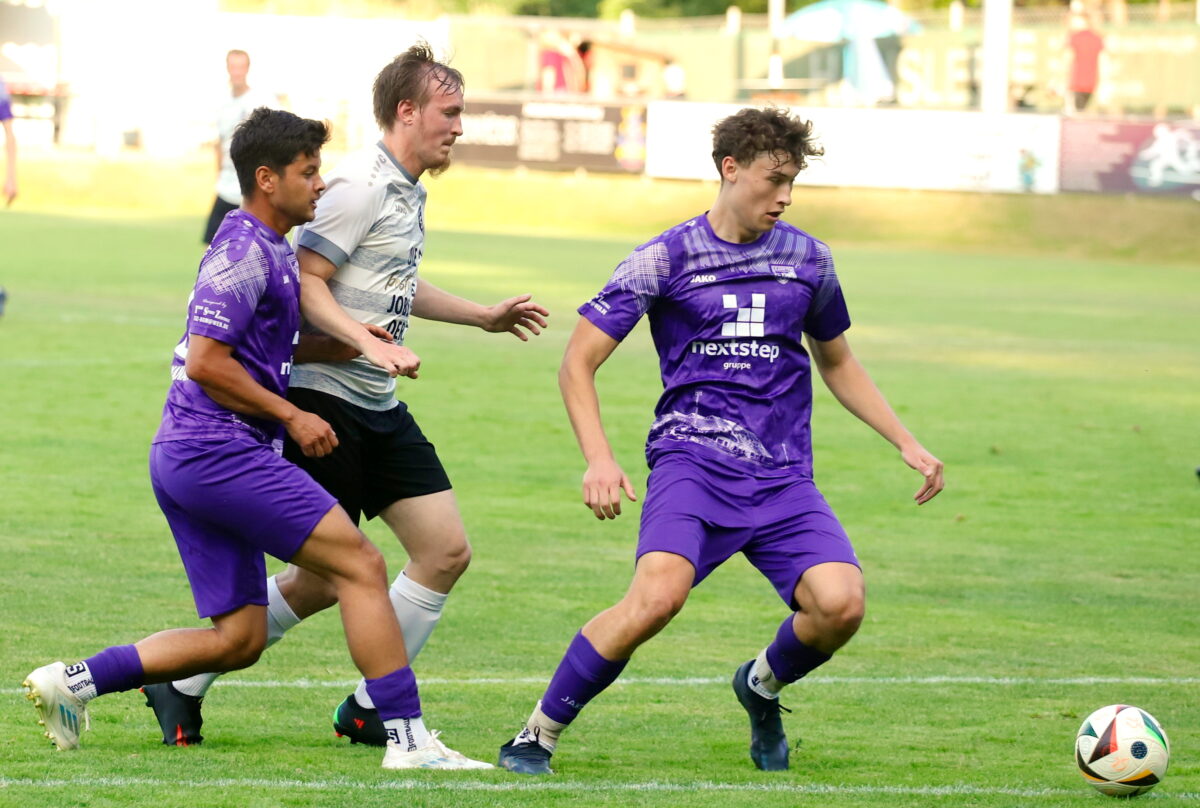 Etzenricht testet gegen Amberg: Kampfgeist auf dem Prüfstand