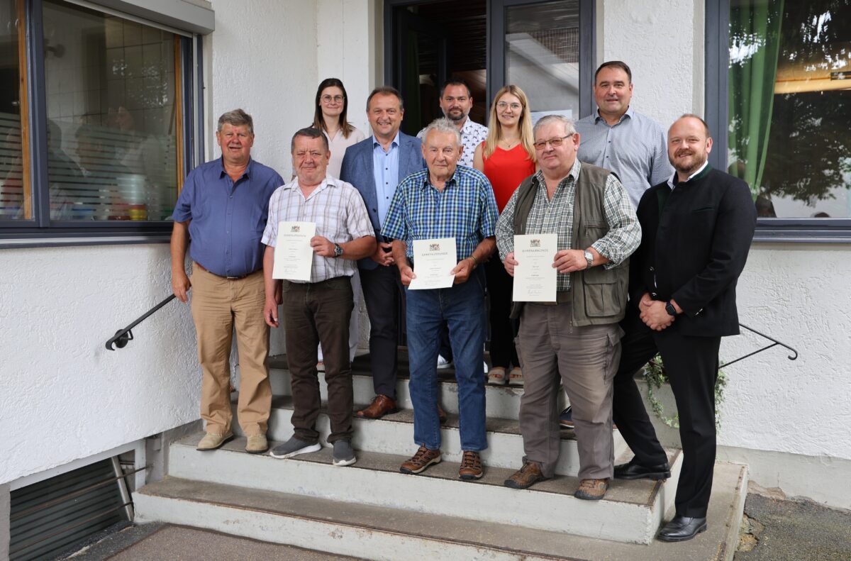 Feldgeschworene in Neustadt/WN für Einsatz geehrt