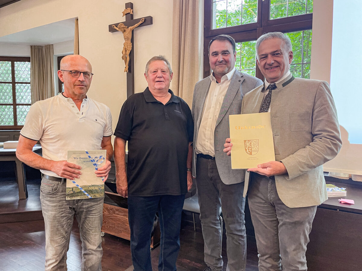 Josef Arnold für 25 Jahre als Feldgeschworener geehrt