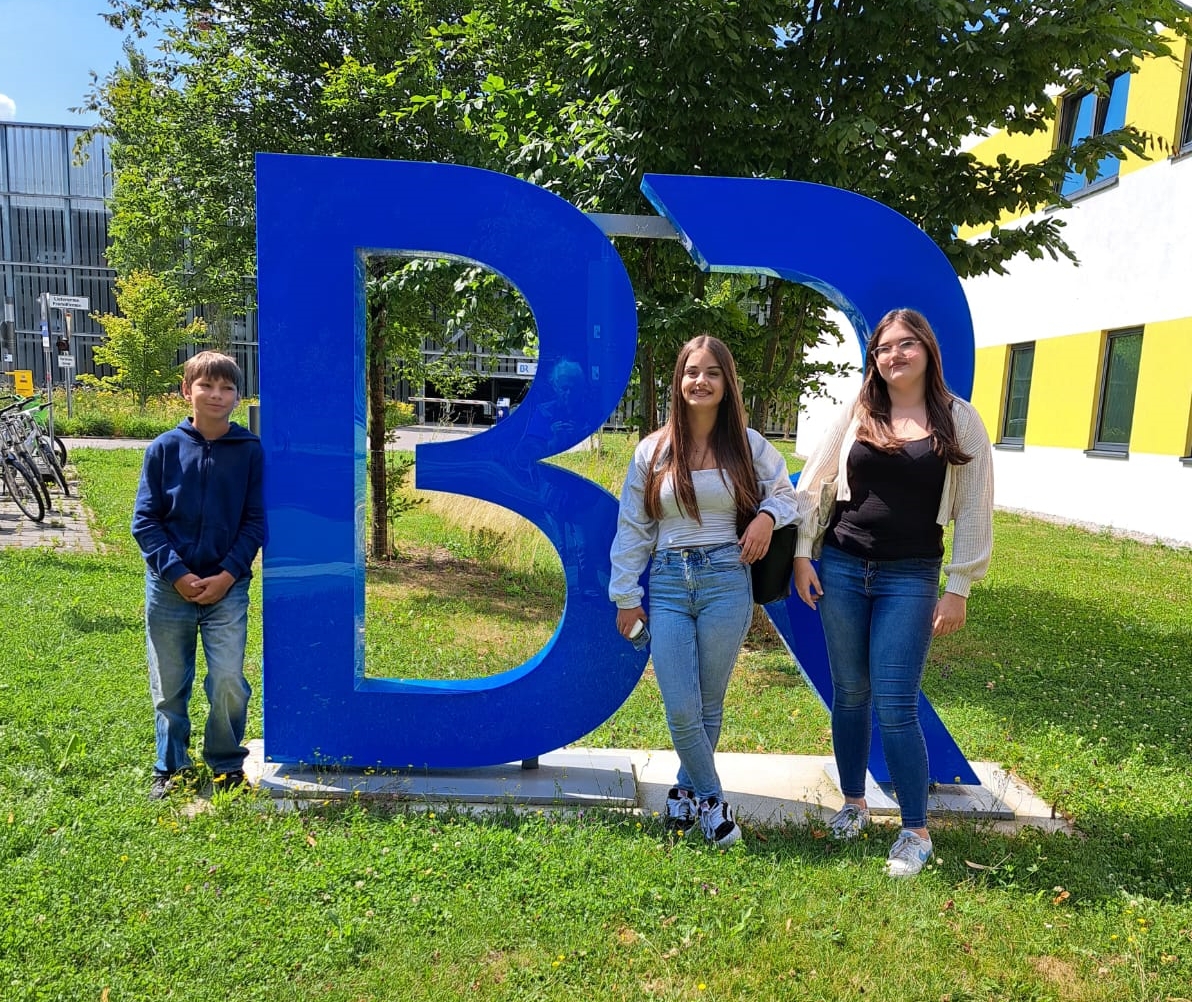 Pressather Schüler besuchen BR und nehmen an "TurnOn" teil