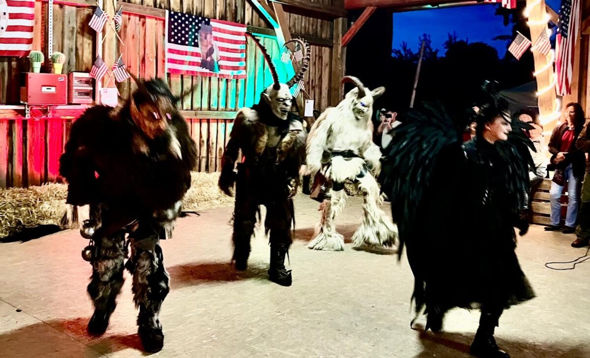 „Dancing Deifl“ tanzen Welt-Uraufführung