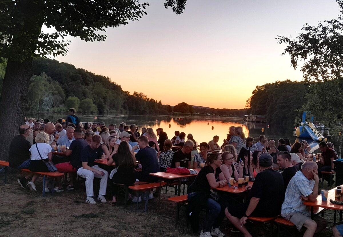 Rock am Rußweiher: erfolgreiche Nacht mit Rockklassikern