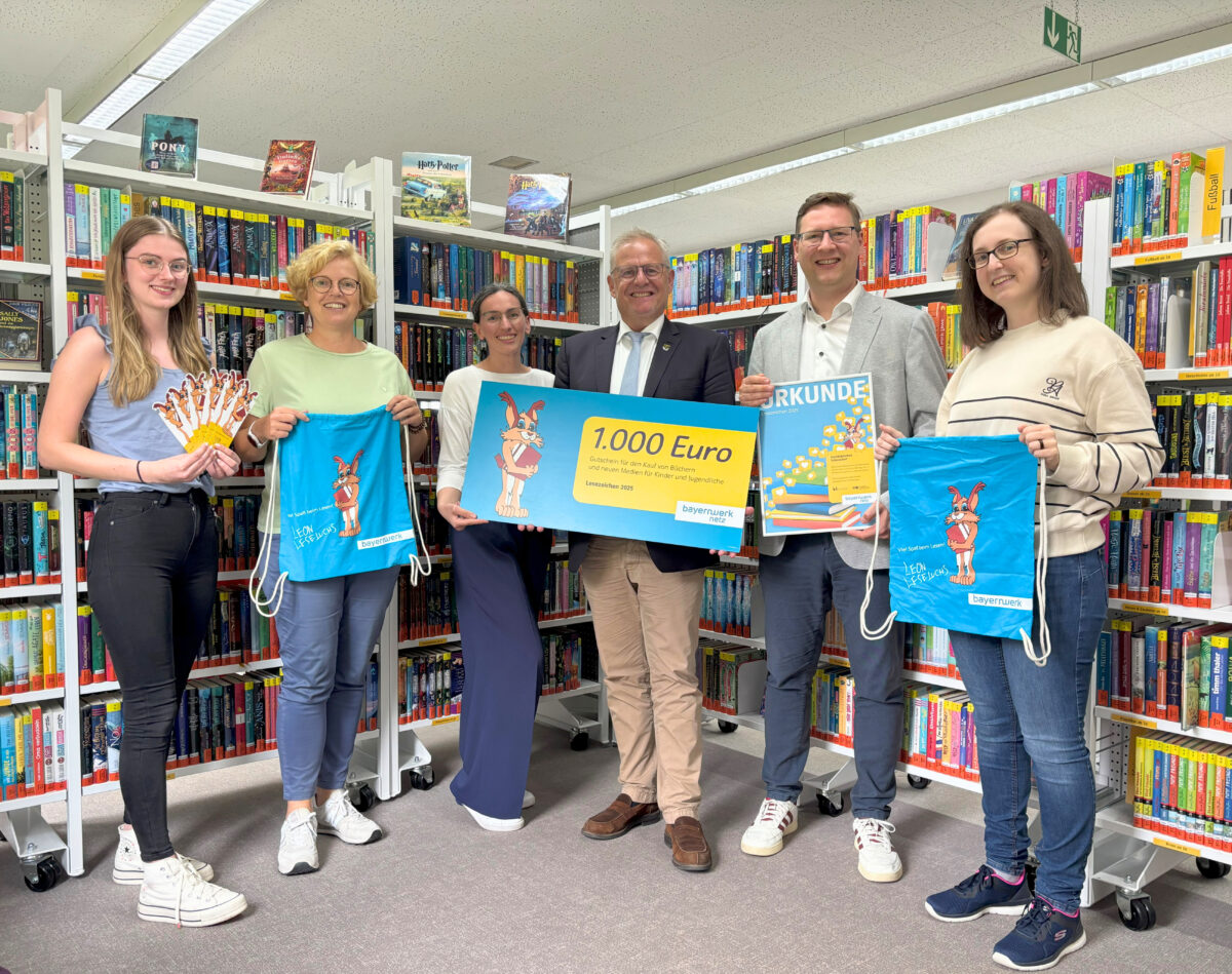 Schwandorf: Stadtbibliothek gewinnt "Lesezeichen"-Preis