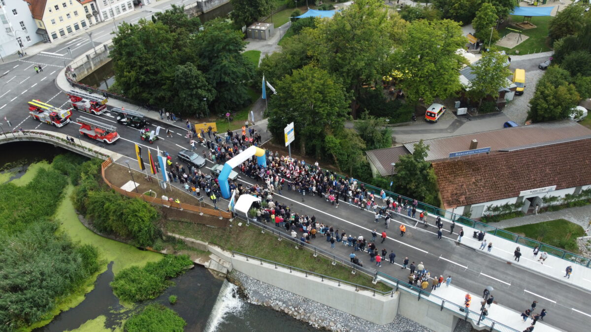 Neue Naabbrücken in Schwandorf  eröffnet: Investition in Infrastruktur und Mobilität