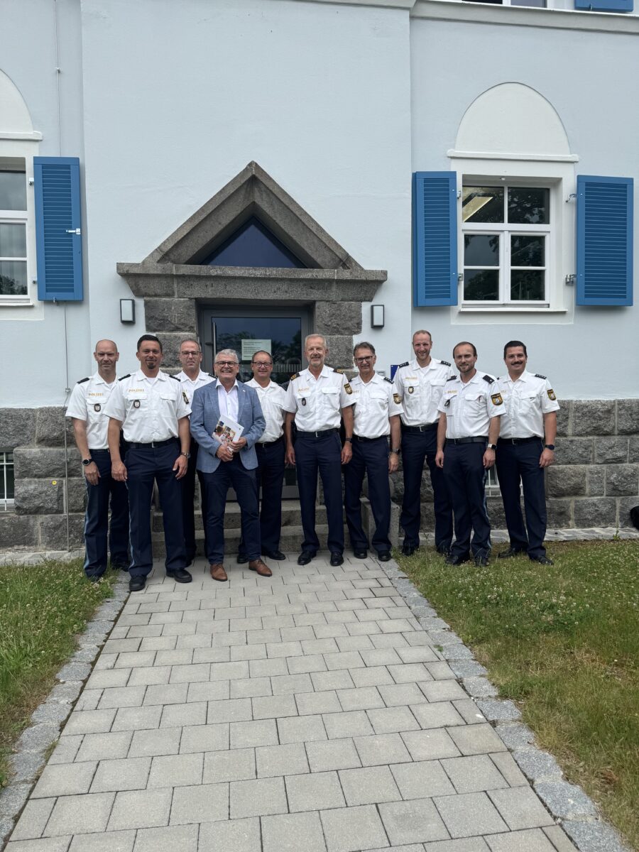 Sicherheit und Fortschritt: Polizei Oberpfalz gestärkt