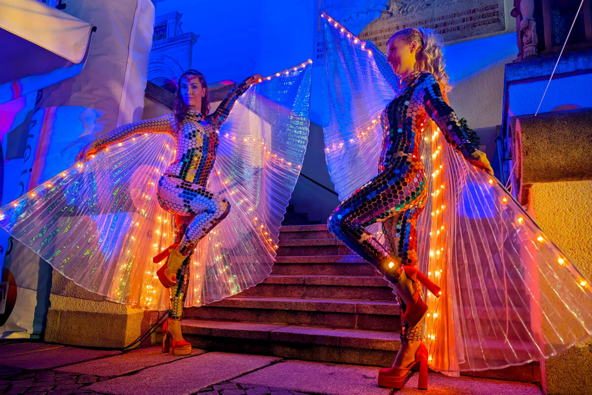 Weiden verwandelt in eine Traumlandschaft bei Nacht - so war "Weiden träumt" 2025