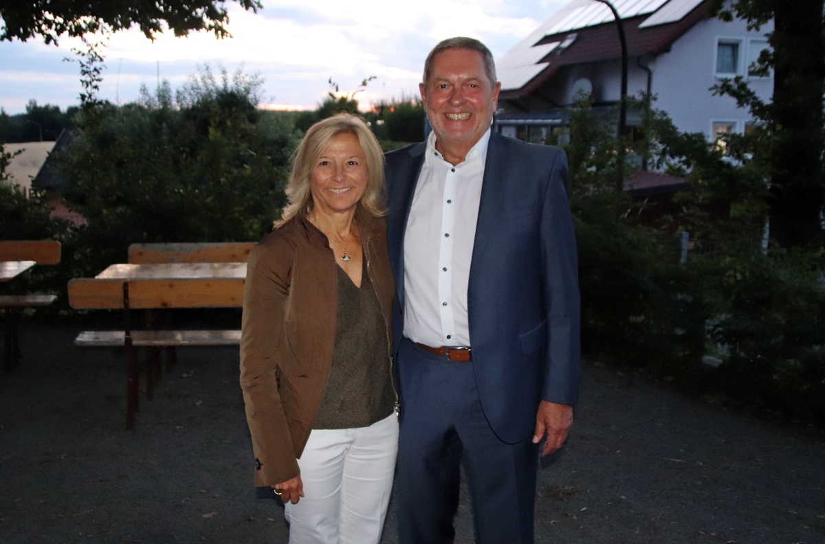 Joachim Neuss erneut einstimmig als Bürgermeisterkandidat nominiert