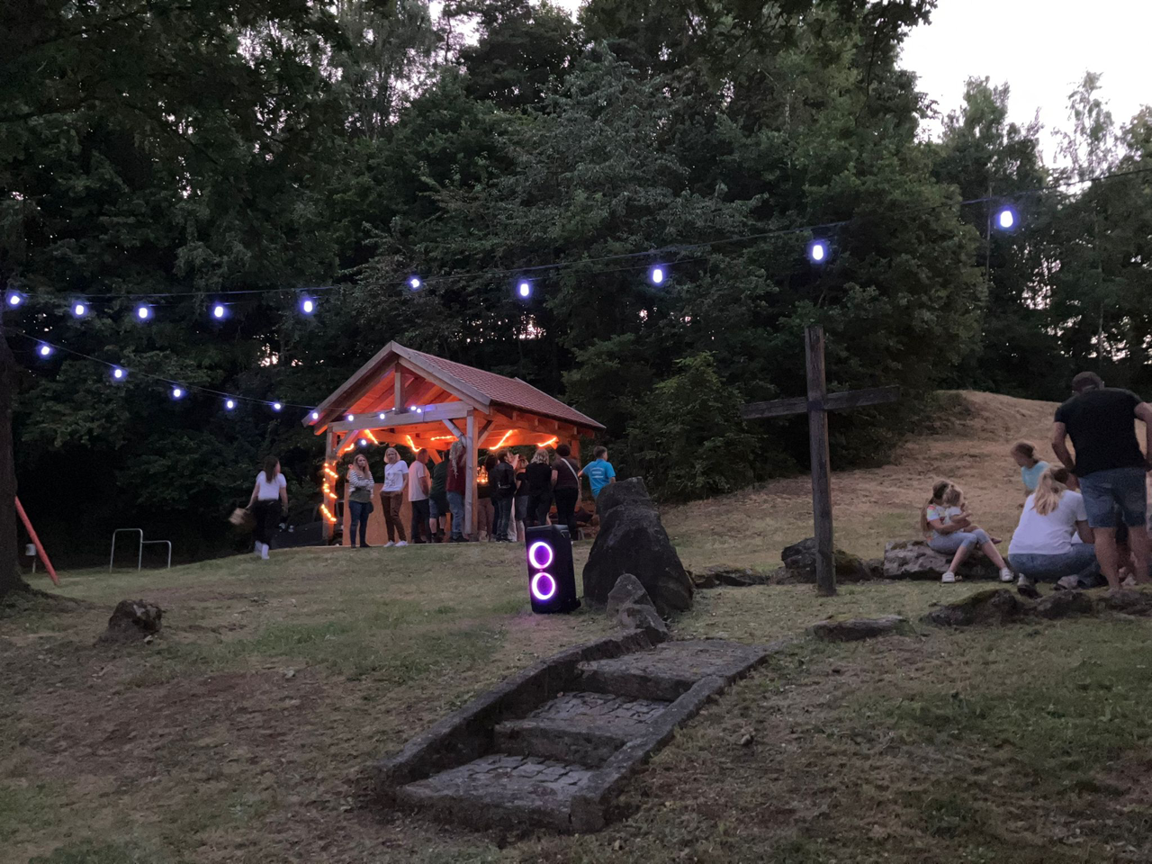 Döllnitz feiert Johannisfeuer