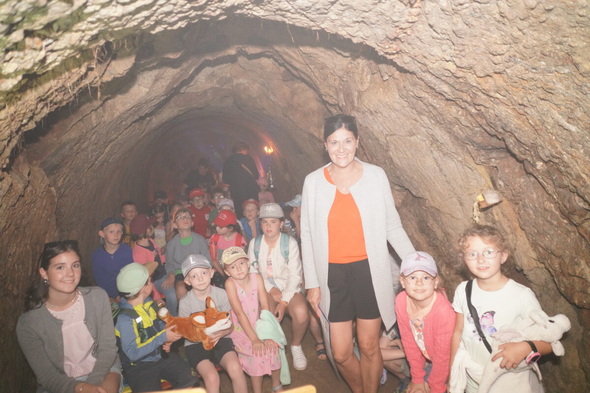 Wütender Zauberer im Felsenkeller