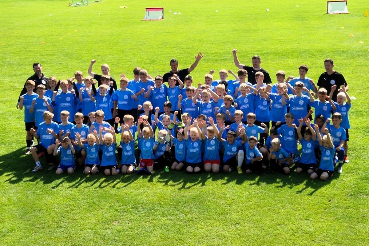 Fußballspaß und Zukunftshoffnung auf dem Gelände der DJK Irchenrieth