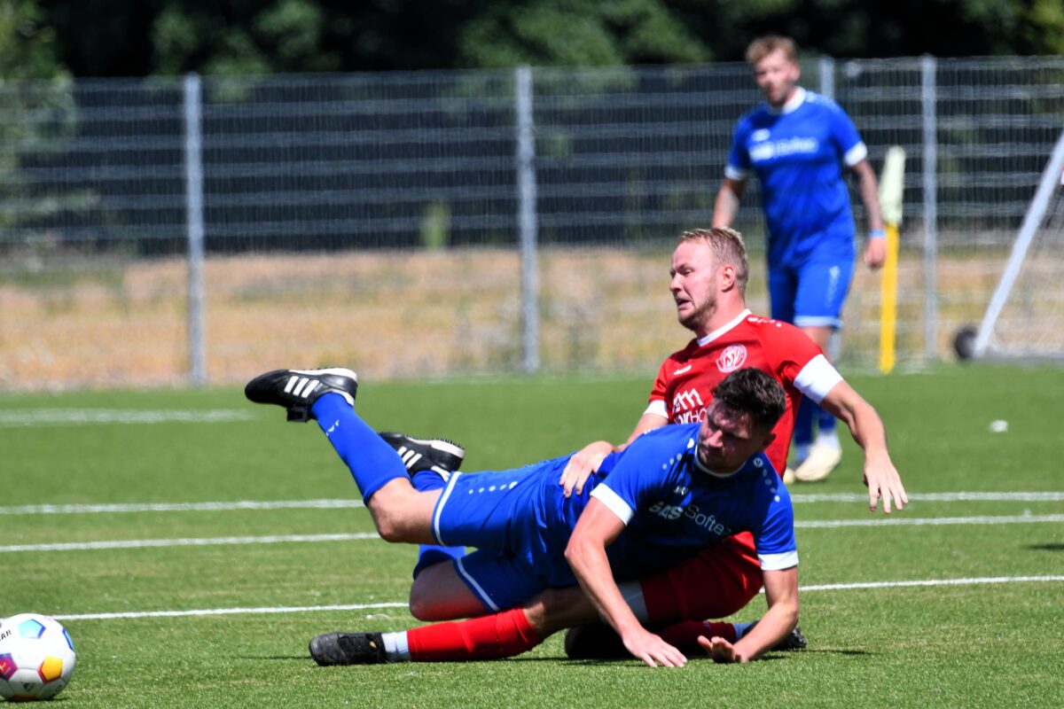 Bezirksliga Nord: Führungsduo bleibt vorne - SG Chambtal feiert ersten Saisonsieg