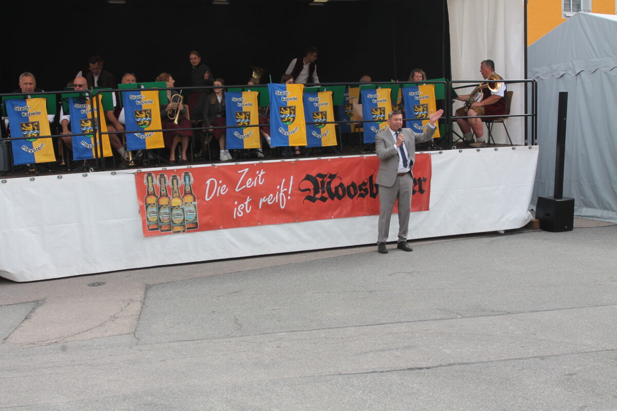 Pleysteiner Bürgerfest trotzt dem Regen