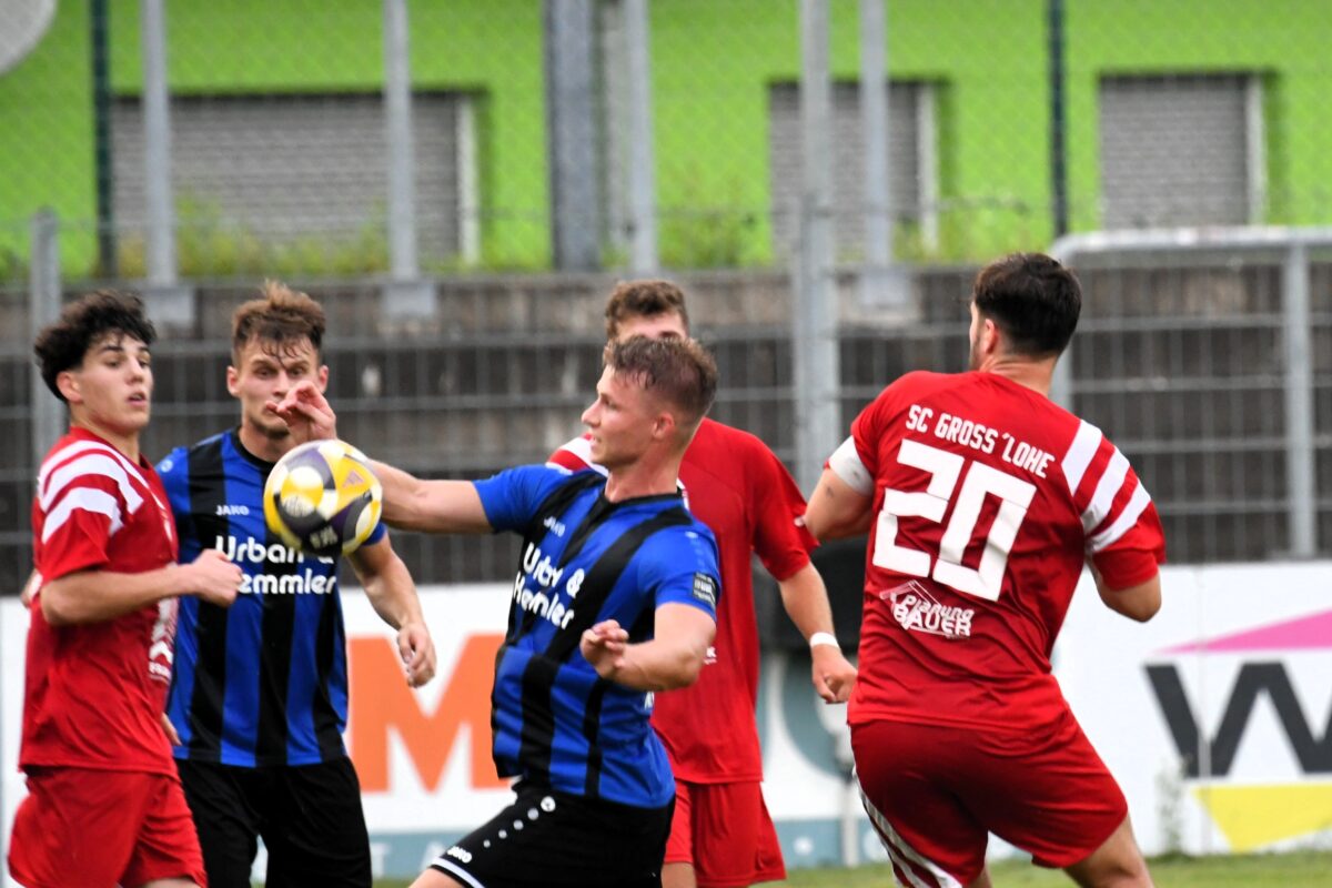 SpVgg SV Weiden beeindruckt mit vier Treffern und Auswärtserfolg beim SSV Jahn Regensburg