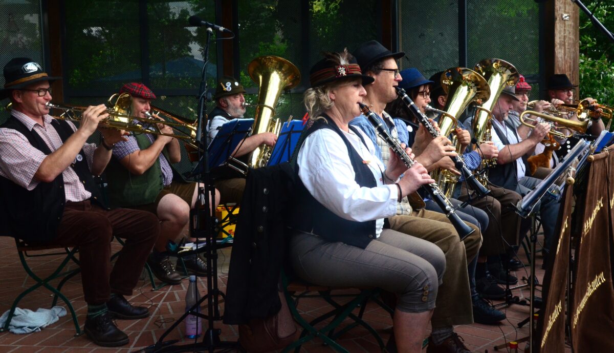 Sommerserenade im Max-Reger-Park begeistert Publikum