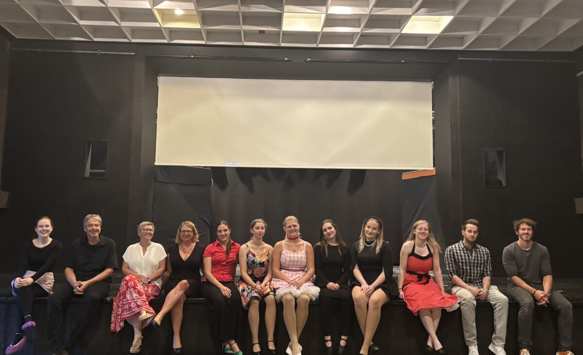 FakS Weiden begeistert mit Theaterstück „Abgestempelt“ im JuZ