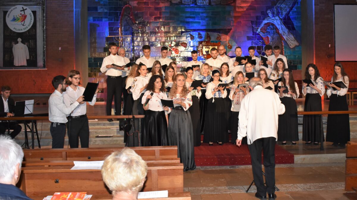 Wunderschöne Musik durch "E-MOTION"