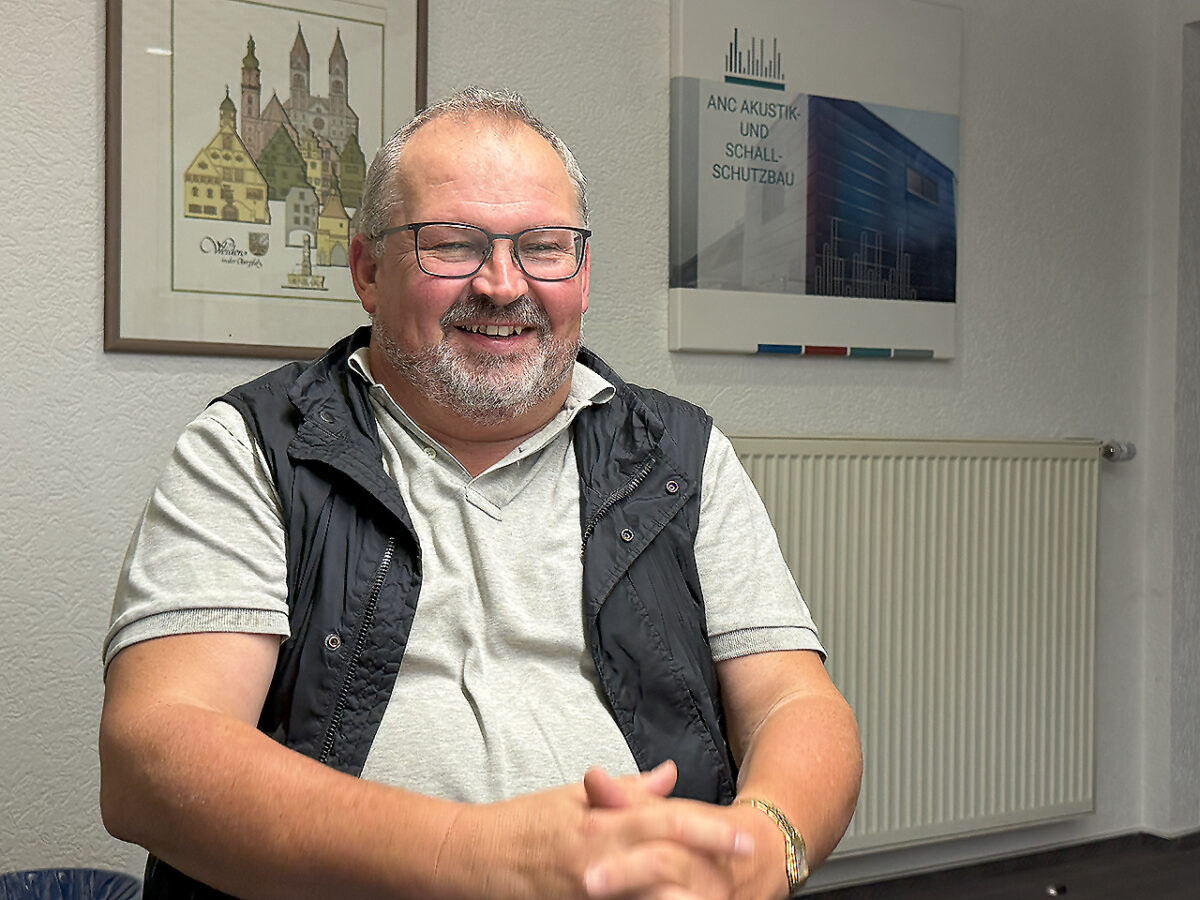 Funken für die Zukunft: Anlagenbauer Forster setzt auf Grünen Stahl