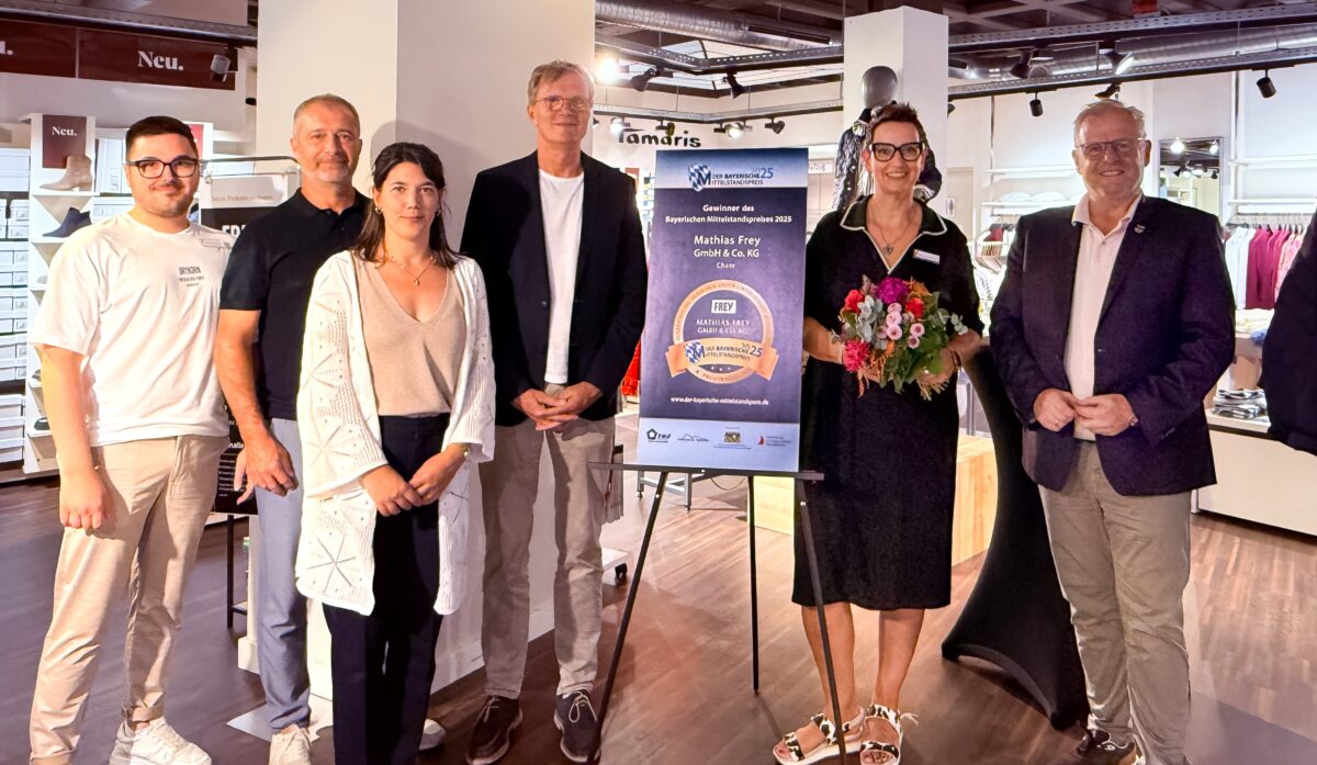 Frey in Schwandorf für Mittelstandspreis geehrt