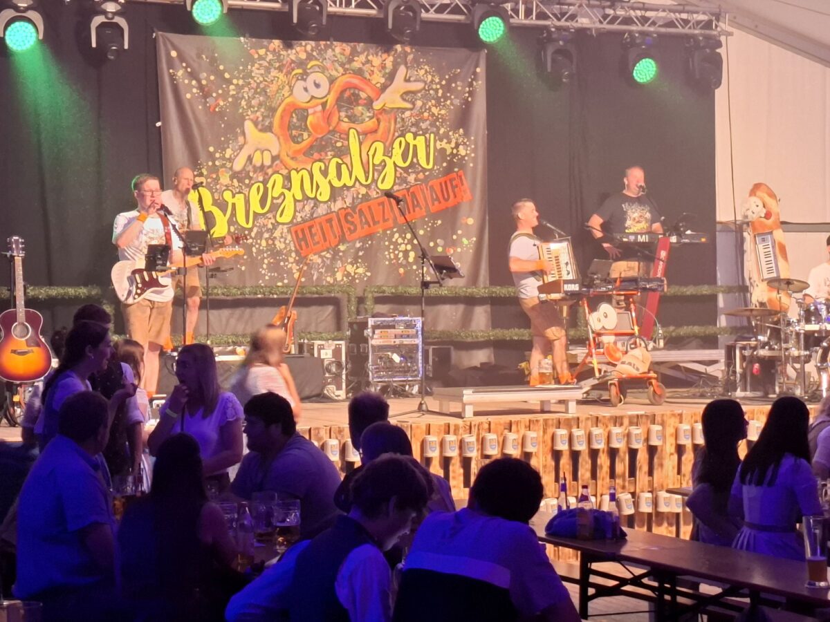 Erster Heimatfeslauf rund um Eslarn und Feldgottesdienst am Atzmannsee