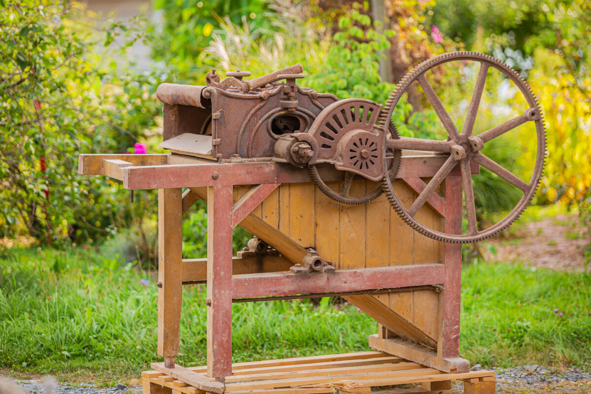 Historische Stiftendreschmaschine in Kastl entdeckt