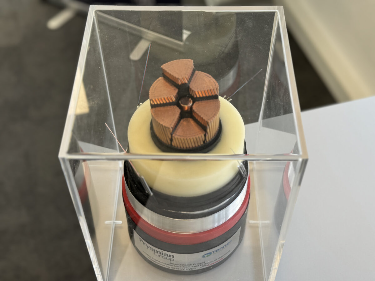 SuedOstLink verlegt erste Erdkabel im Landkreis Schwandorf