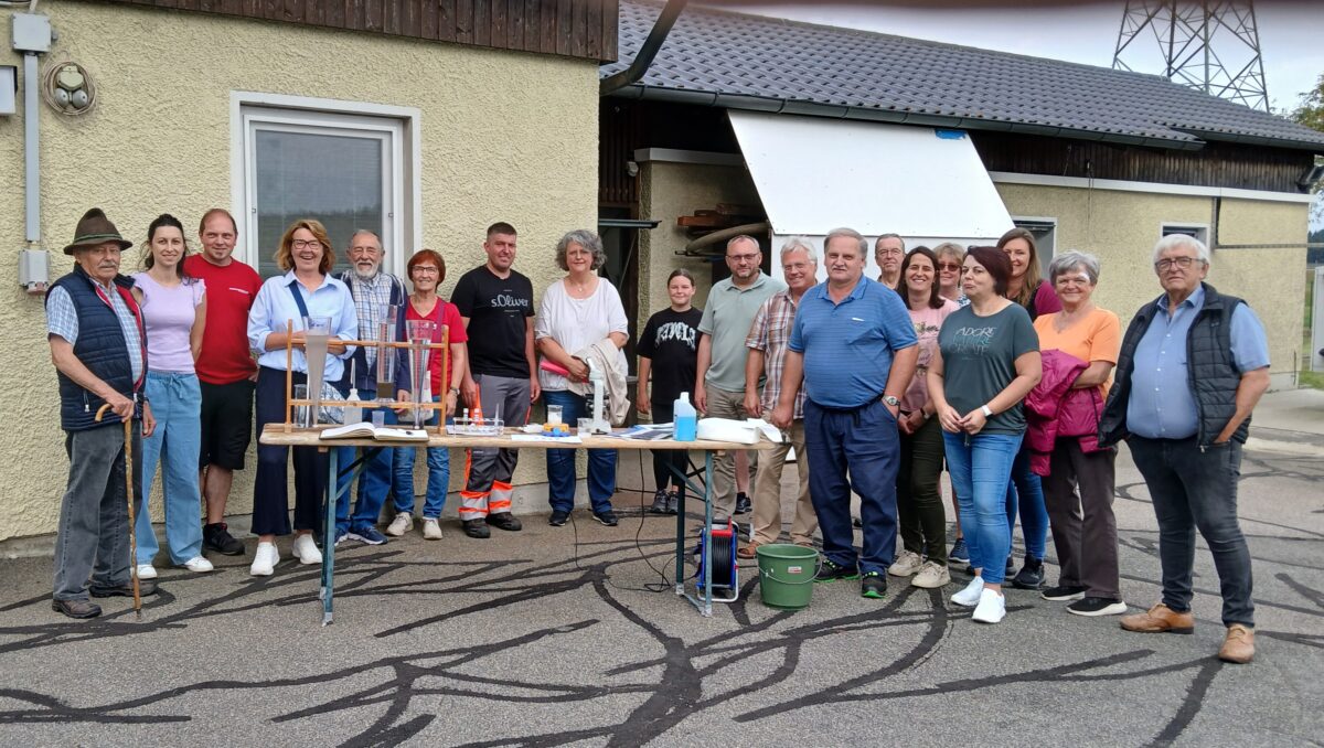 SPD Waidhaus fördert Umweltbewusstsein mit Kläranlagenbesuch