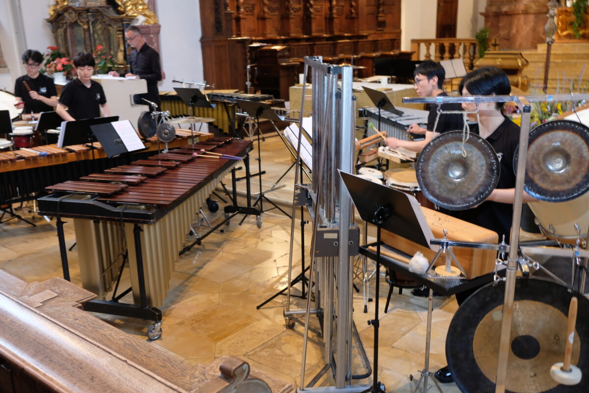 "Wie der Donner deiner Stimme“: Schlagzeuggewitter in der Klosterkirche