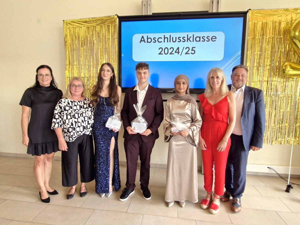 Teublitzer Schule feiert Abschluss mit Bestnoten