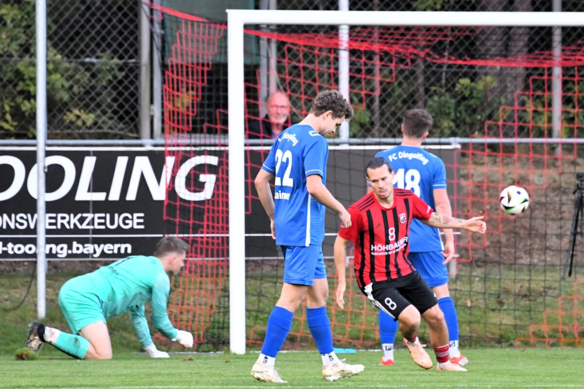Turbulentes 2:2 – Kartenfestival und späte Treffer in Luhe-Wildenau