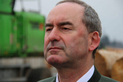 Aiwanger fordert KfW-Hilfe für Rohrwerk Maxhütte