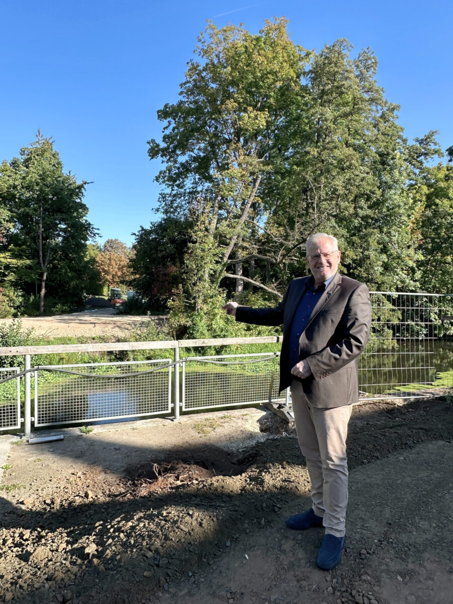 Barrierefreie Brücke über die Naab verbindet Innenstadt und Stadtpark Schwandorf