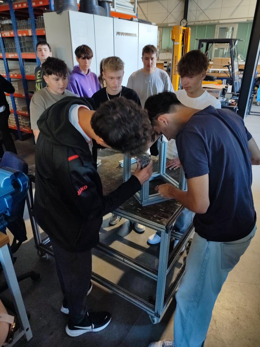 Berufsorientierung bei Kerafol und Koppe in Eschenbach