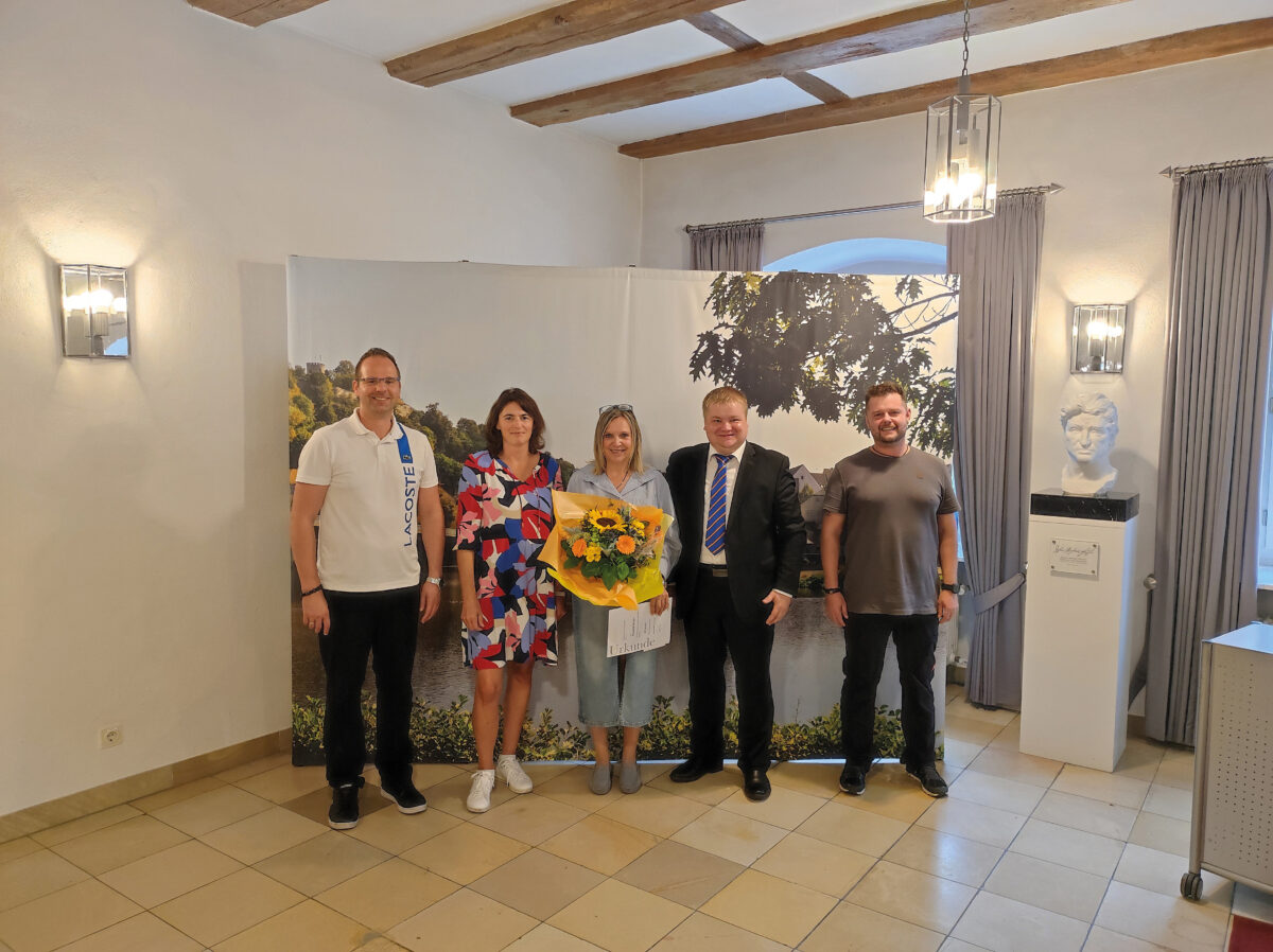 Burglengenfeld ehrt Elisabeth Stiegler zum 25-jährigen Dienstjubiläum