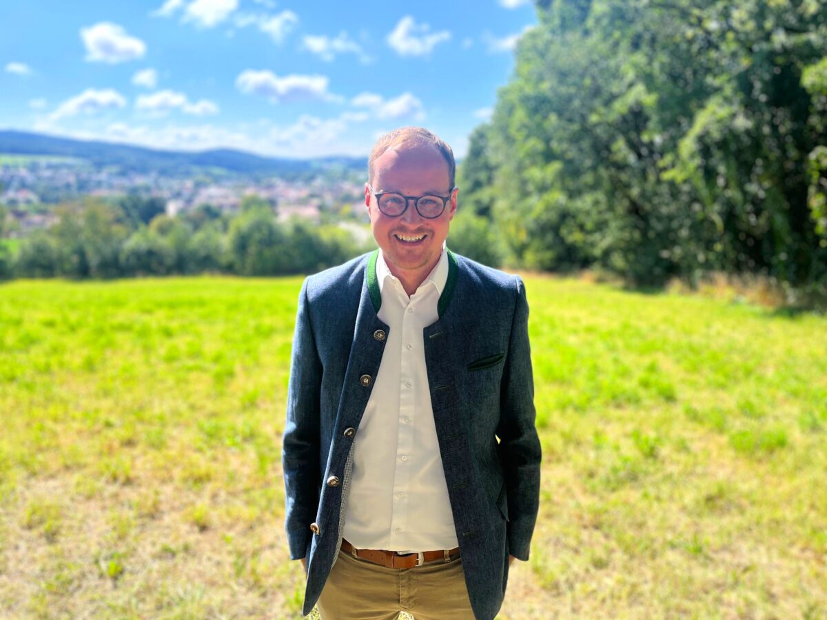 CSU Oberviechtach präsentiert Tobias Ehrenfried als Bürgermeisterkandidaten