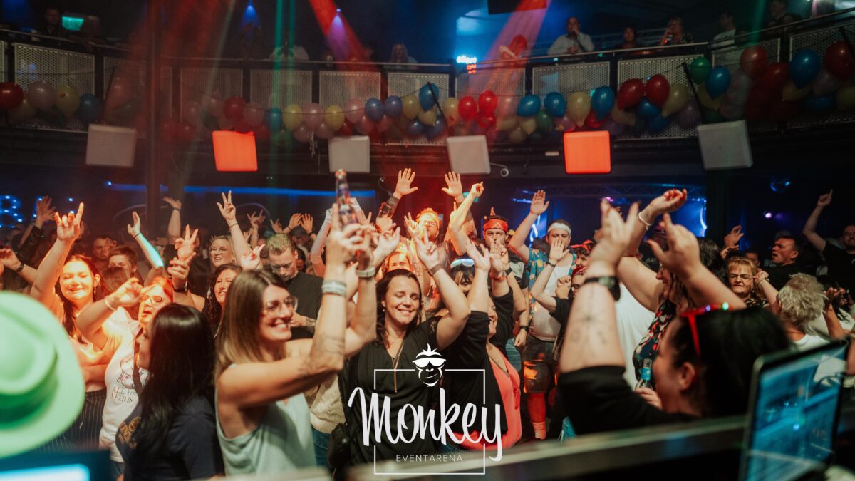 Ü30 90er-2000er-Party im Monkey mit DJ Roomman und DJane Stella
