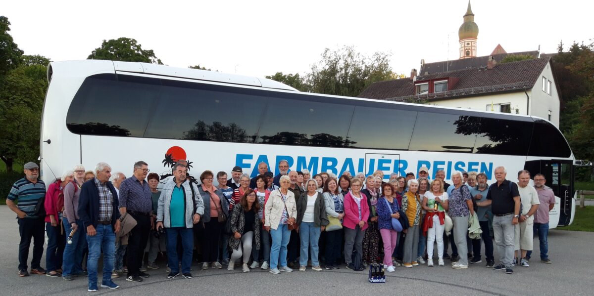 Eigenheim-Siedler erkunden Ammersee und Kloster Andechs bei Sonnenschein