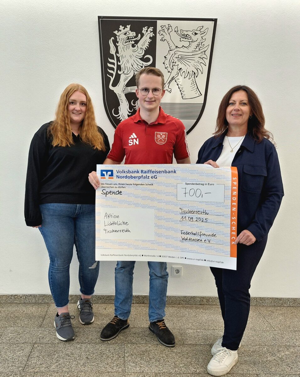 700 Euro für die Aktion Lichtblicke – Dank an die Federballfreunde Waldsassen